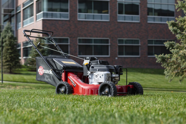 Commercial 21 X-Series Self Propelled Lawn Mower - Image 3